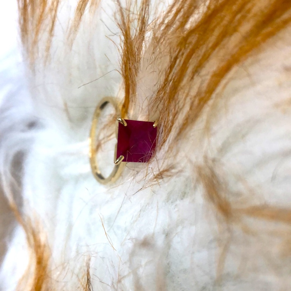 14 karat Gold Ruby 💍 Ring